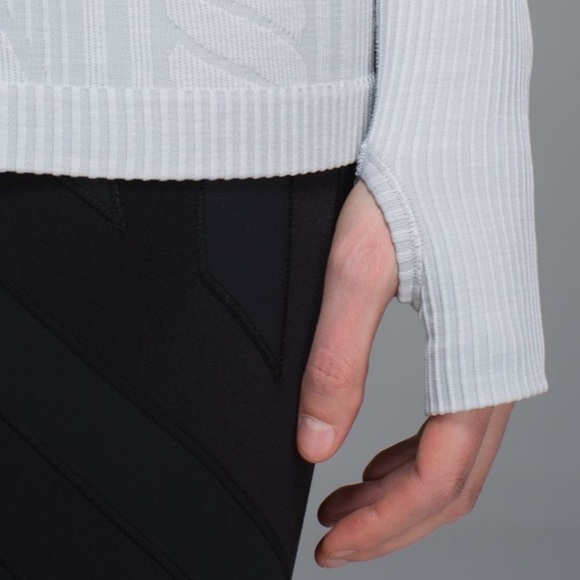 Lululemon Rest Less Pullover Long Sleeve Crewneck Heathered Silver Spoon Gray 4 - Picture 3 of 11